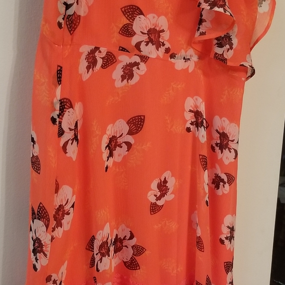 Express Asymmetrical Sleeve Coral Floral Print - Picture 7 of 7